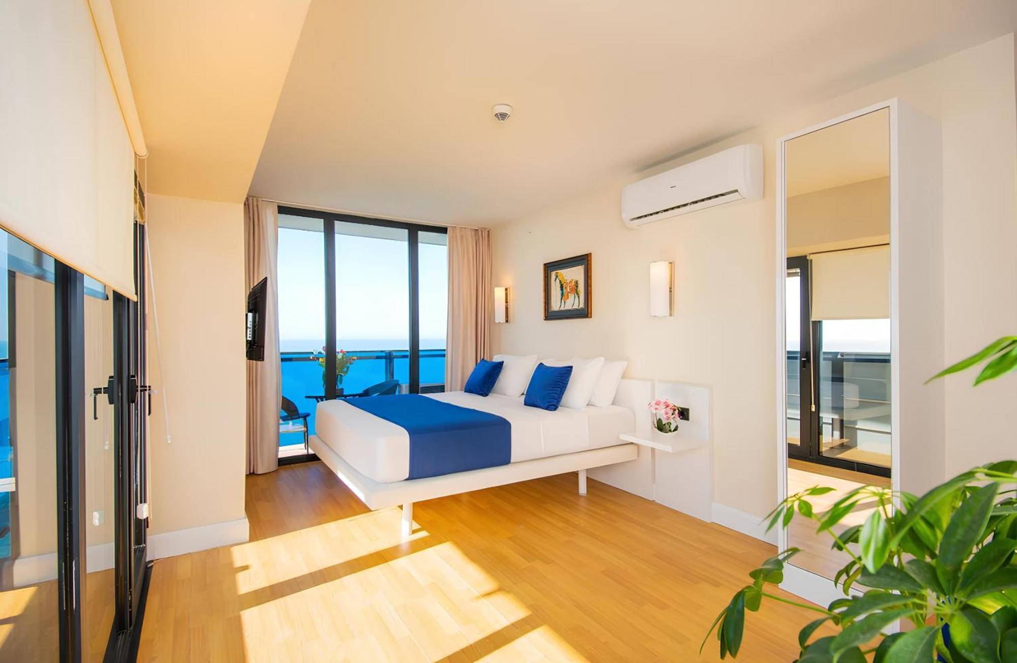 Panorama Orbi Beach Resort Center Suite Batumi Luaran gambar
